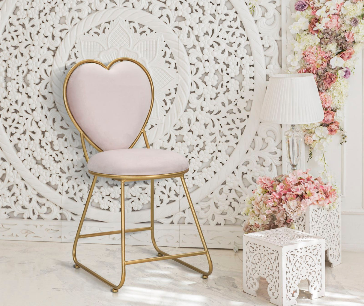 SEDIA HEART CM 37X47X80