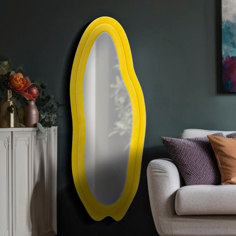 SPECCHIO DA MURO CHANEL GIALLO CM 60X4X160