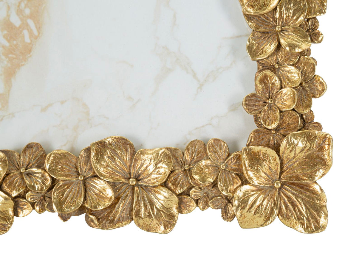 Cornice Con Quadrifogli Cm 26,8X2X31,7
(Misura Interna Cm 20X25)