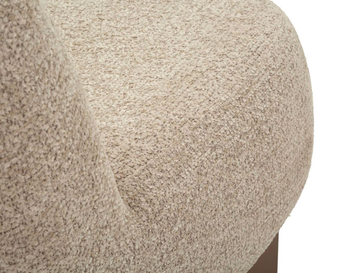 Poltrona Stile Japandi In Tessuto Bouclé - Ferretti