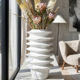 Vaso Moderno Con Motivo A Fasce Ondulate Ø 29X49cm - Ferretti
