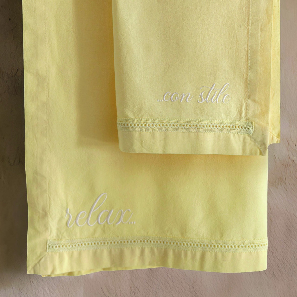 Set asciugamani Camilla L’Atelier17 1+1 cotone con ricamo e orlo a giorno 60x100 40x60