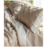 Completo letto Adele L’Atelier17 100% cotone Made in Italy con bordo a contrasto