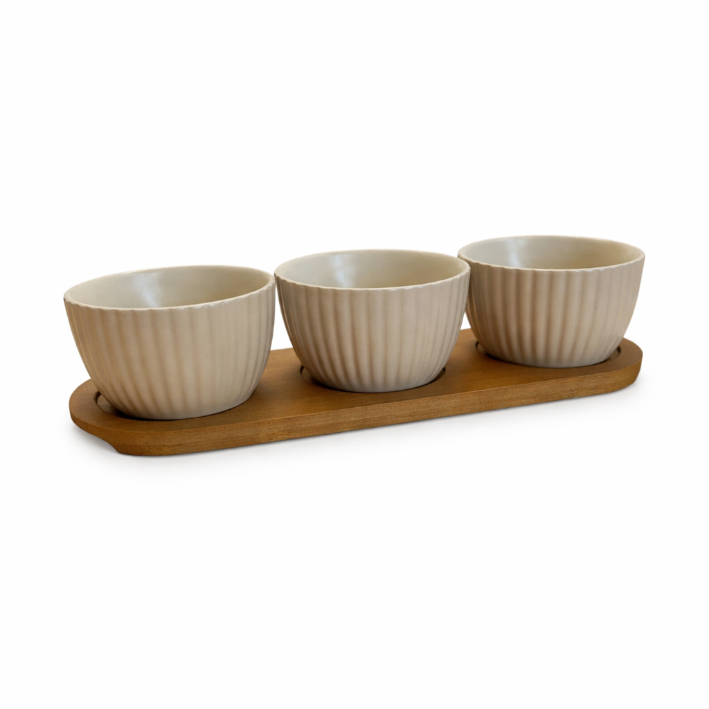 Set 3 Ciotoline in Ceramica con Vassoio in Bamboo - Gusto Casa