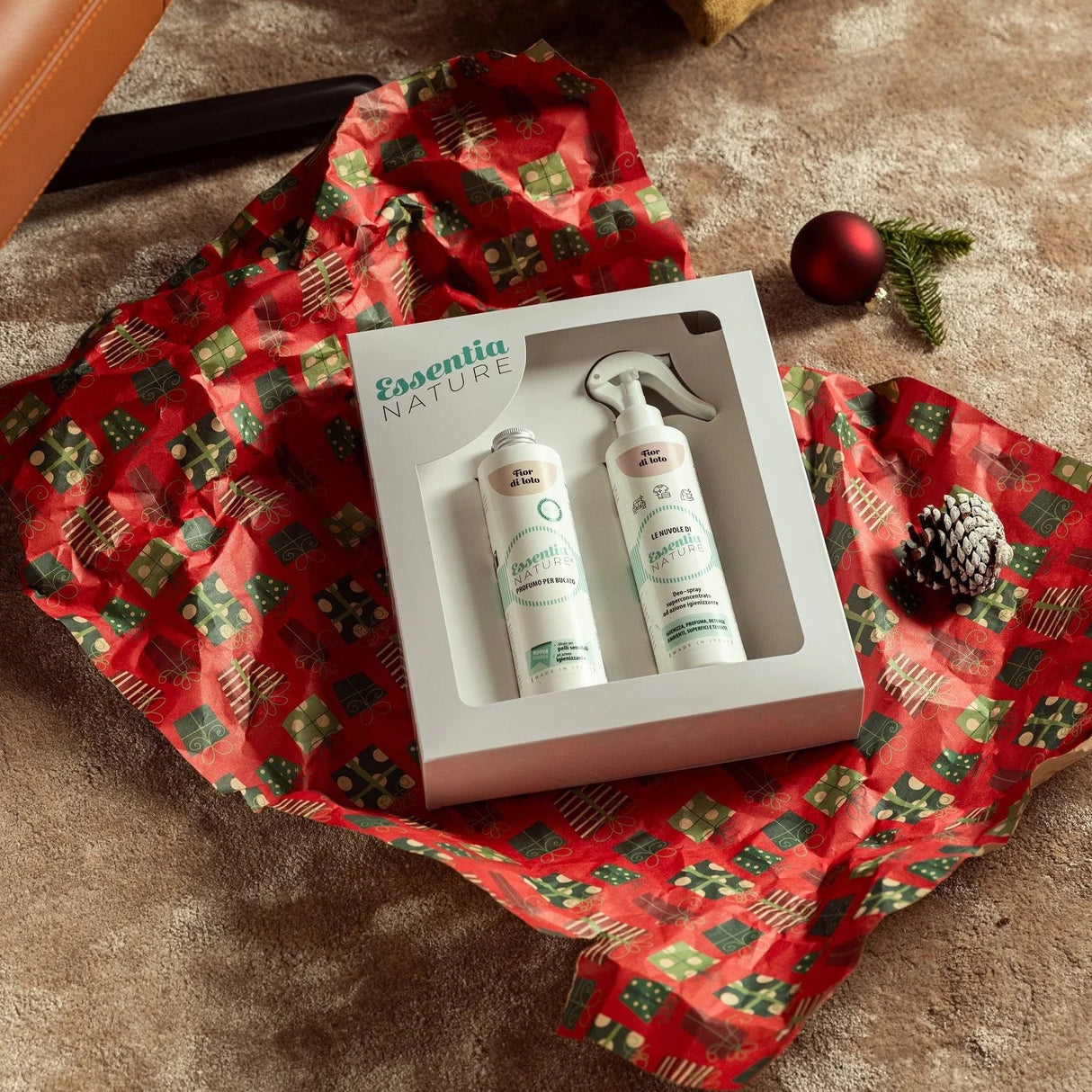 Gift Box Nuvole Spray Igienizzante profumato + Profumo Bucato 250 ml Fior di Cotone - Essentia