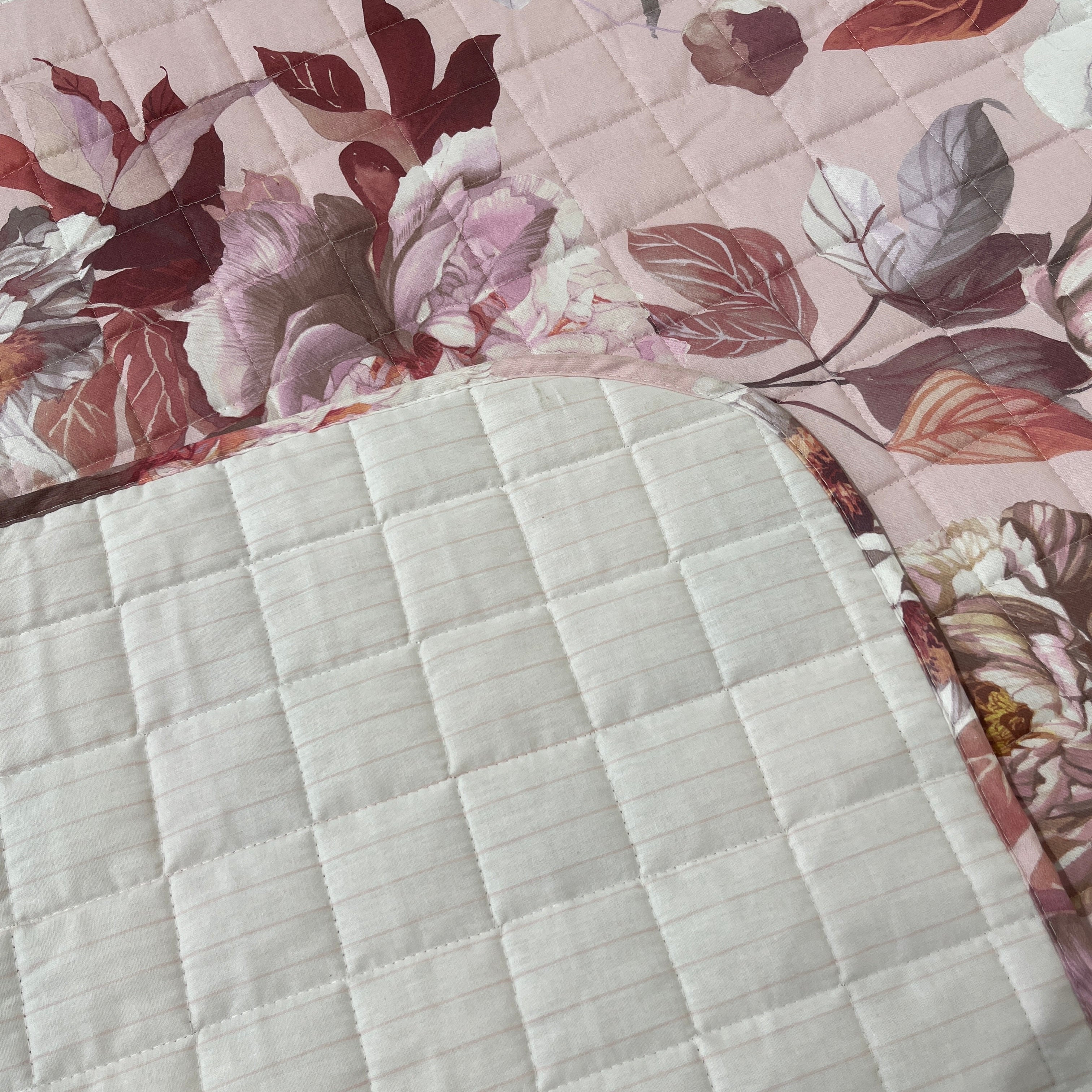 Copriletto Estivo Matrimoniale Gabel Peony - In Vaniglia, Dimensioni 260x270 Cm, Leggero E Fresco