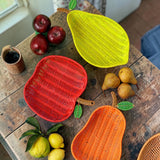 Cestina porta frutta decorativa pera arancione 21x33x6 in filo PP - Montemaggi