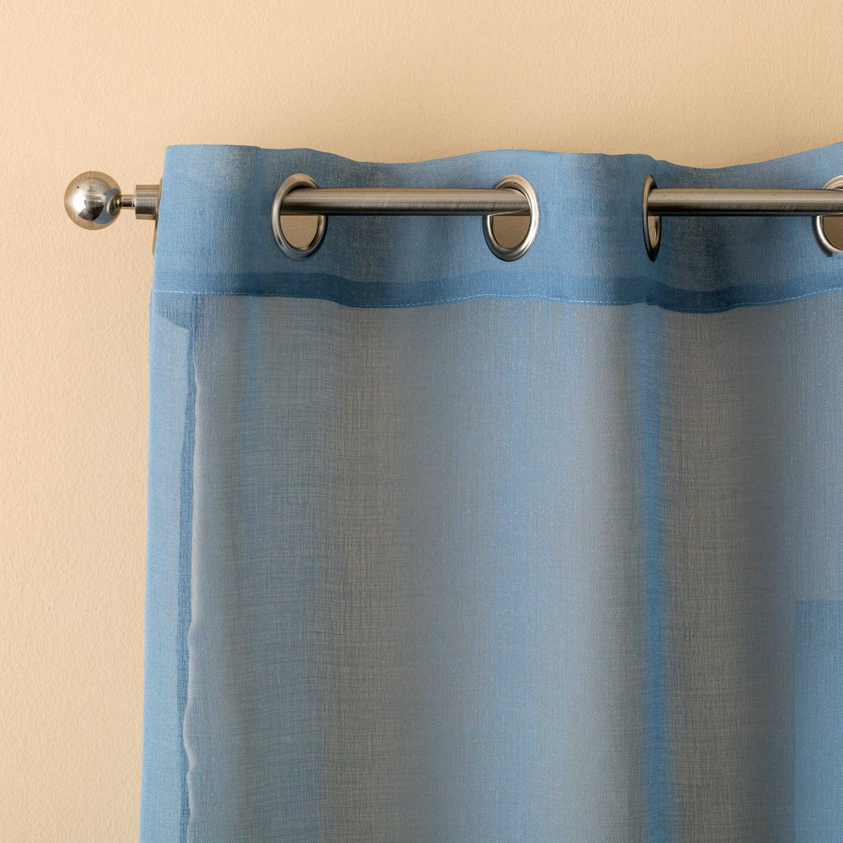 Pannello Tenda Lena con Borchie – Linea Oro