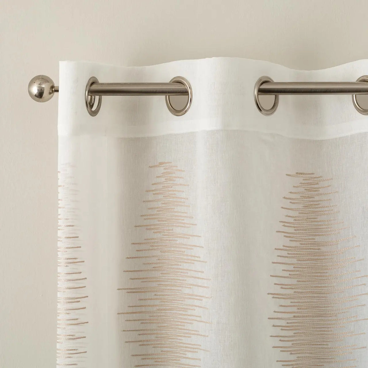 Pannello Tenda Ricamato Lagos con Borchie e Finitura con Piombo 140x280cm - Linea Oro