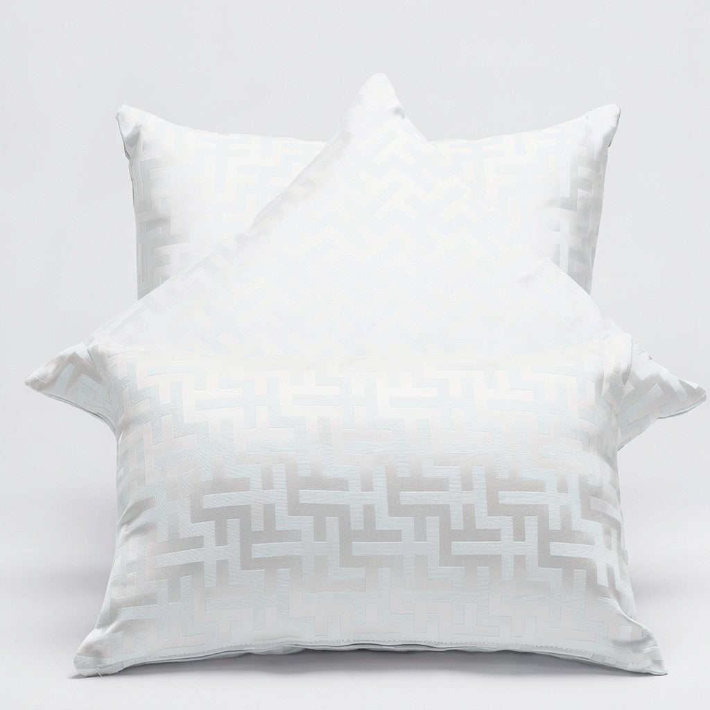 Tris Cuscini Arredo Trendy 40x40/50x50/30x50 - Via Roma 60