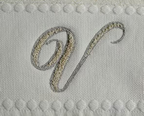 Asciugamani Alfabeto Vingi Set 1+1 in Spugna Cotone 450 gr Panna Personalizzati