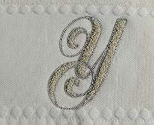 Asciugamani Alfabeto Vingi Set 1+1 in Spugna Cotone 450 gr Panna Personalizzati