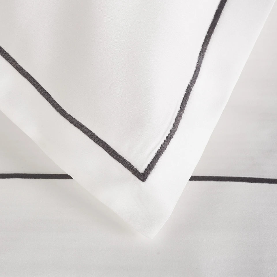 Completo Lenzuola Raso Luxury Matrimoniale 300 TC in Puro Cotone – Via Roma 60