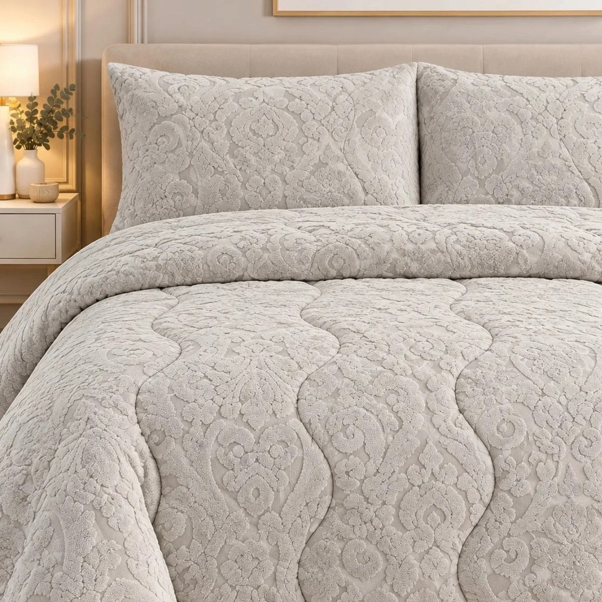 Trapunta Matrimoniale Dayane Effetto Velluto Jacquard 300 g/m² con Federe Coordinate - L'Atelier17