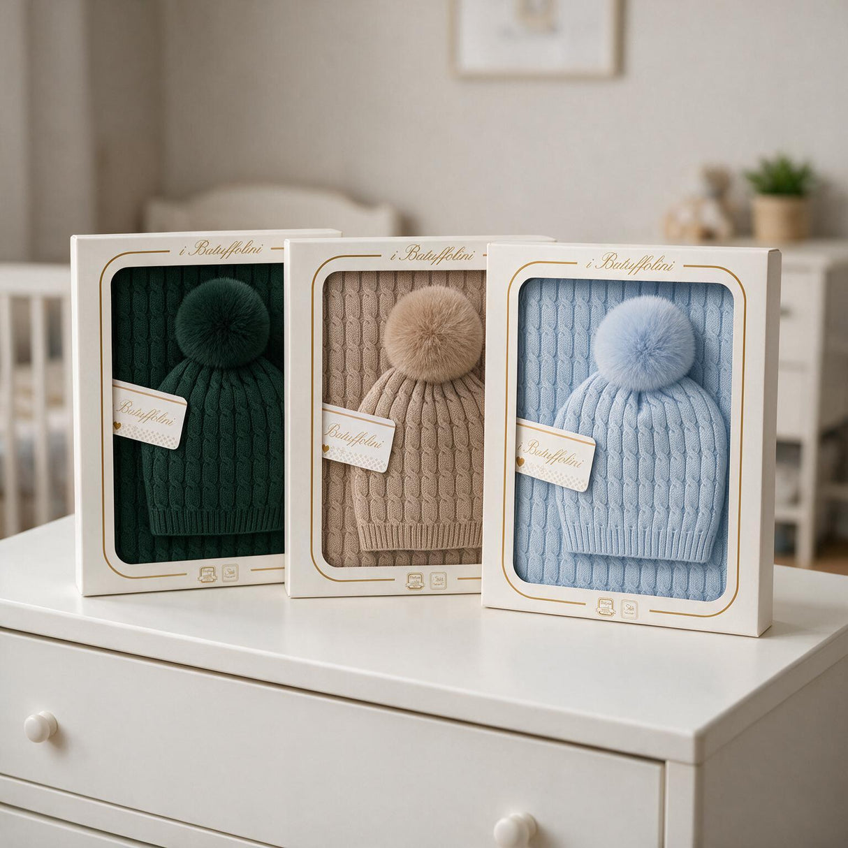 Copertina Culla con Cappellino Pon Pon Coordinato art. B527/1M - I Batuffolini