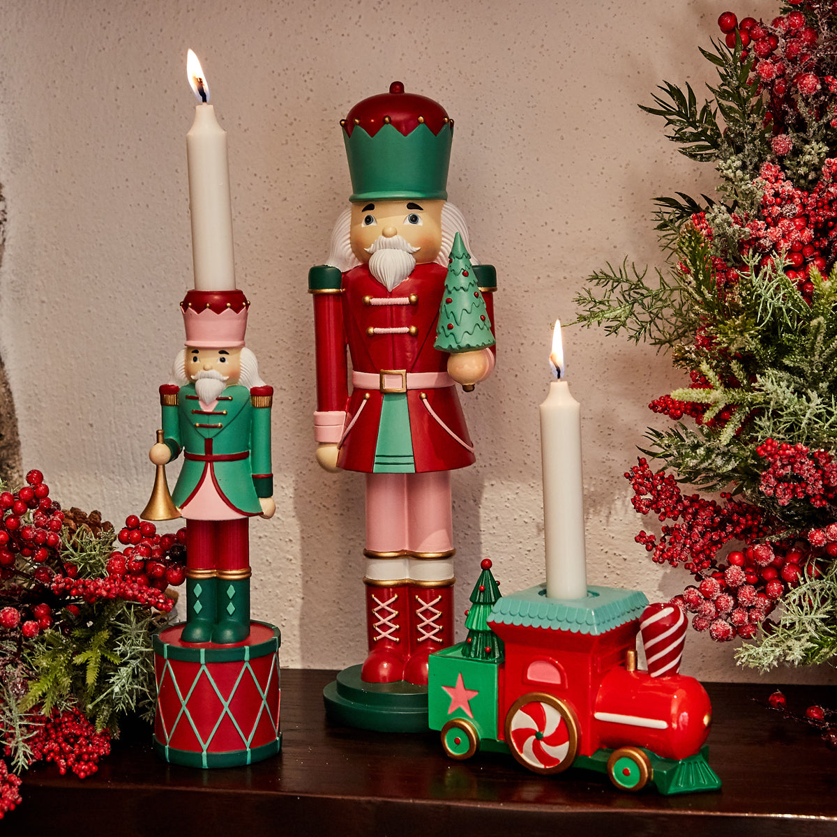 Soldatino TOY SCHIACCIANOCI PORTACANDELA 21604 By Hanna Home (Natale)